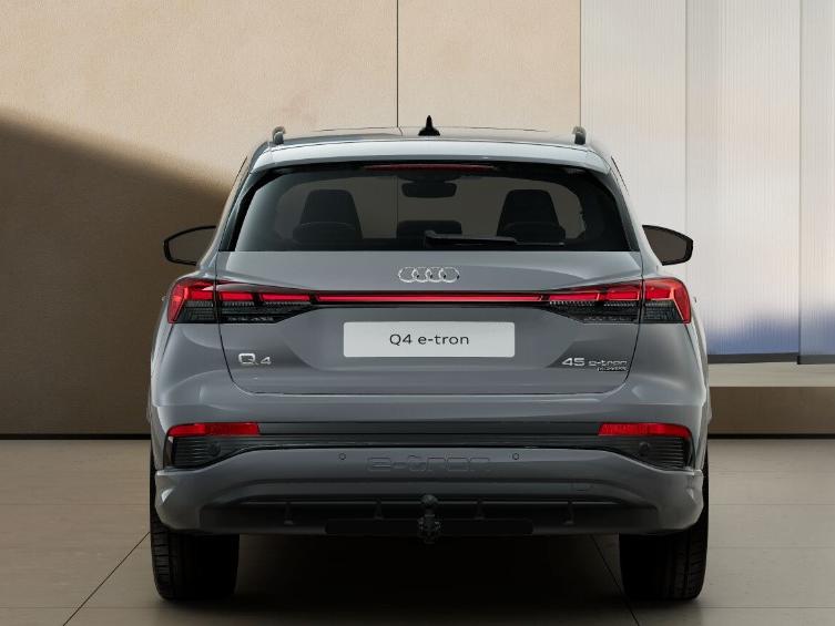 Audi Q4 e-tron S edition Competition 45 82 kWh 286 pk - Afbeelding 4