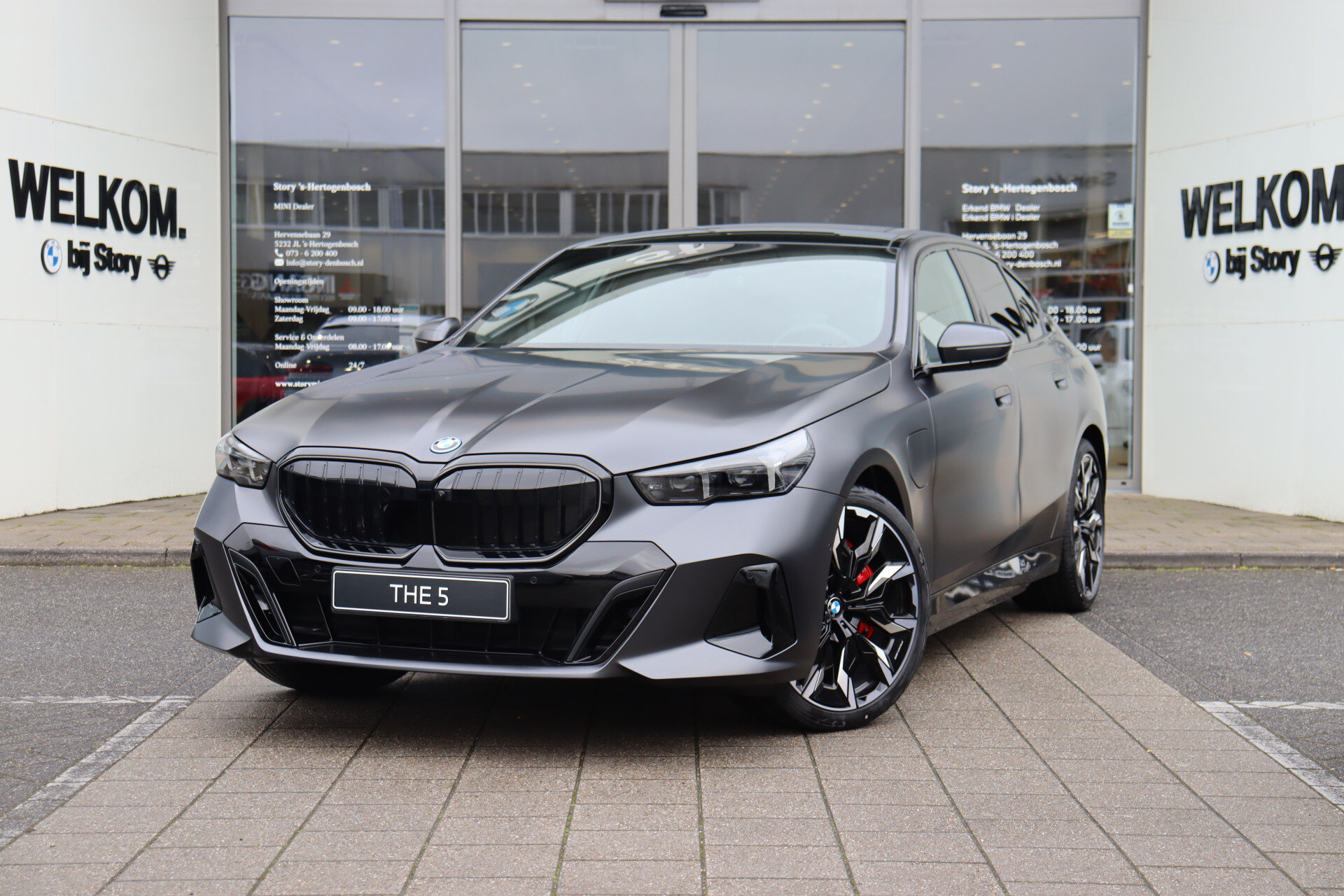 BMW 5 Serie 550e xDrive M Sport Automaat