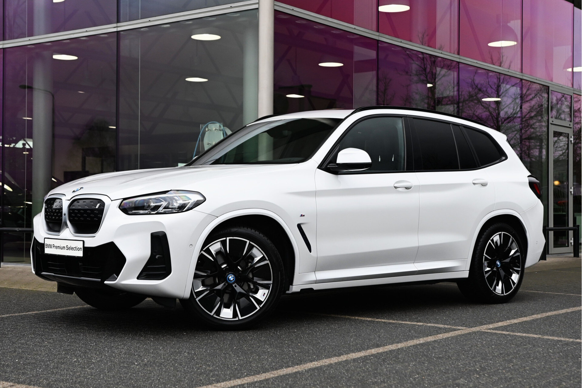 BMW iX3 High Executive