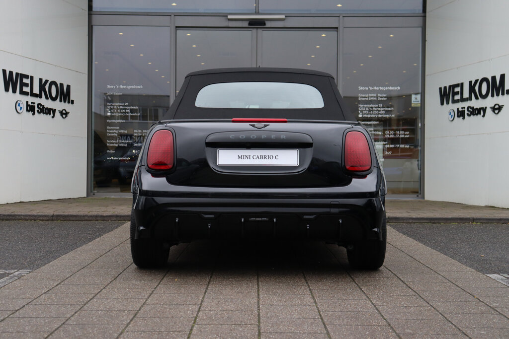 MINI Cooper Cabrio 8