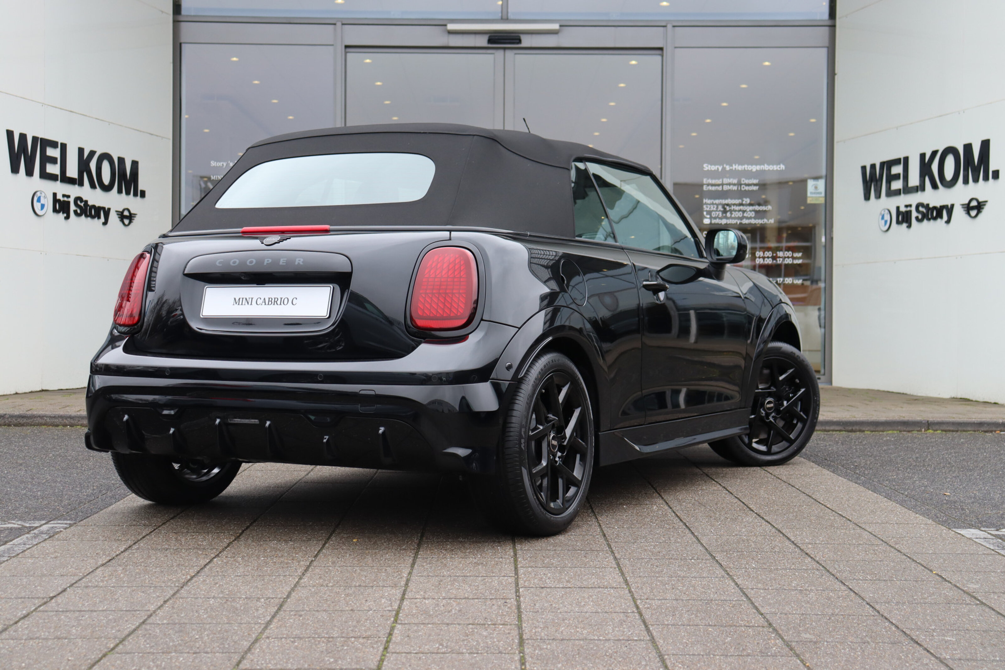 MINI Cooper Cabrio 9