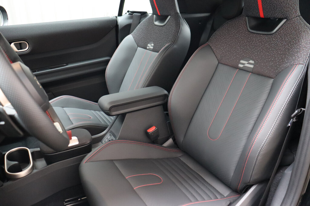 MINI Cooper Cabrio 11