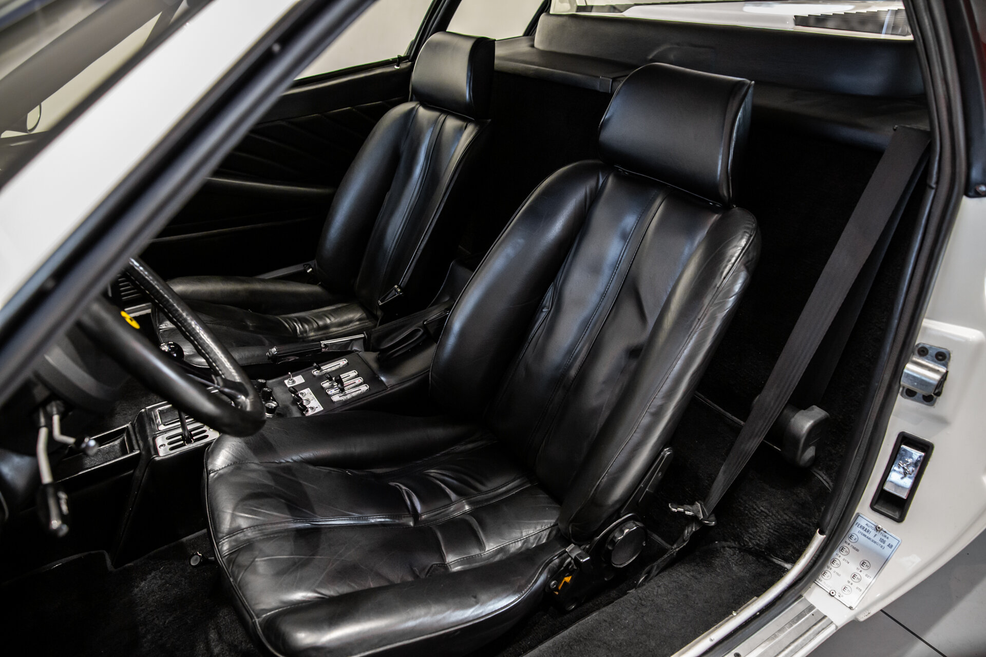 Ferrari 308 Vetroresina ~Ferrari Munsterhuis~ - Afbeelding 5