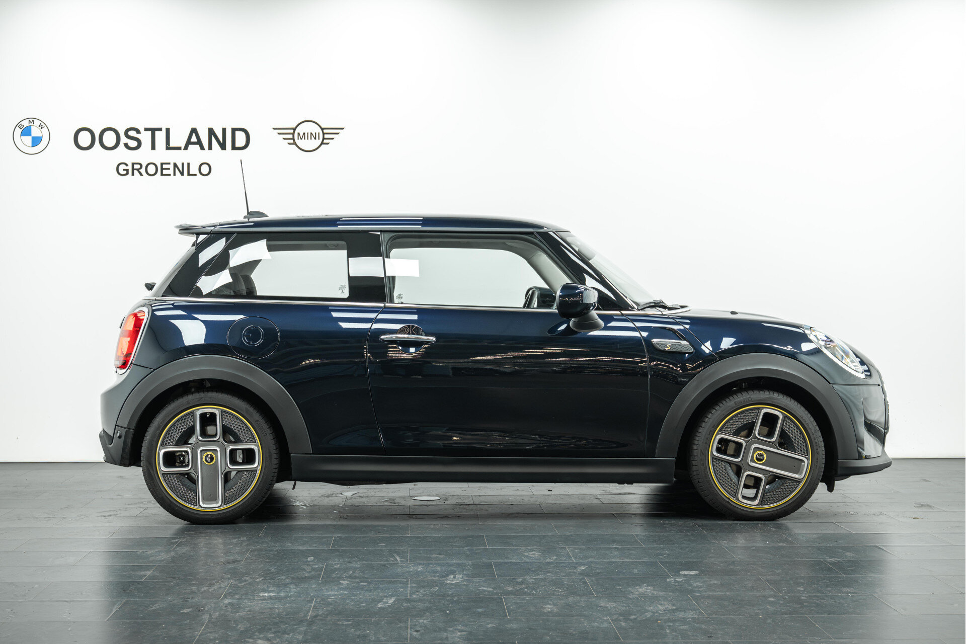 MINI Electric Classic - Afbeelding 2