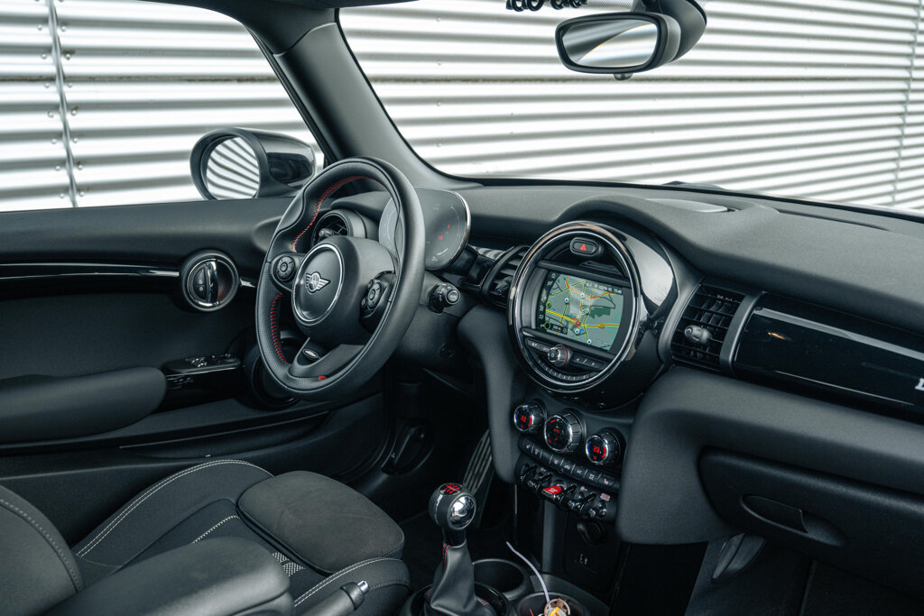 MINI Cooper 8