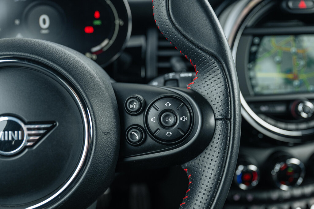 MINI Cooper 24