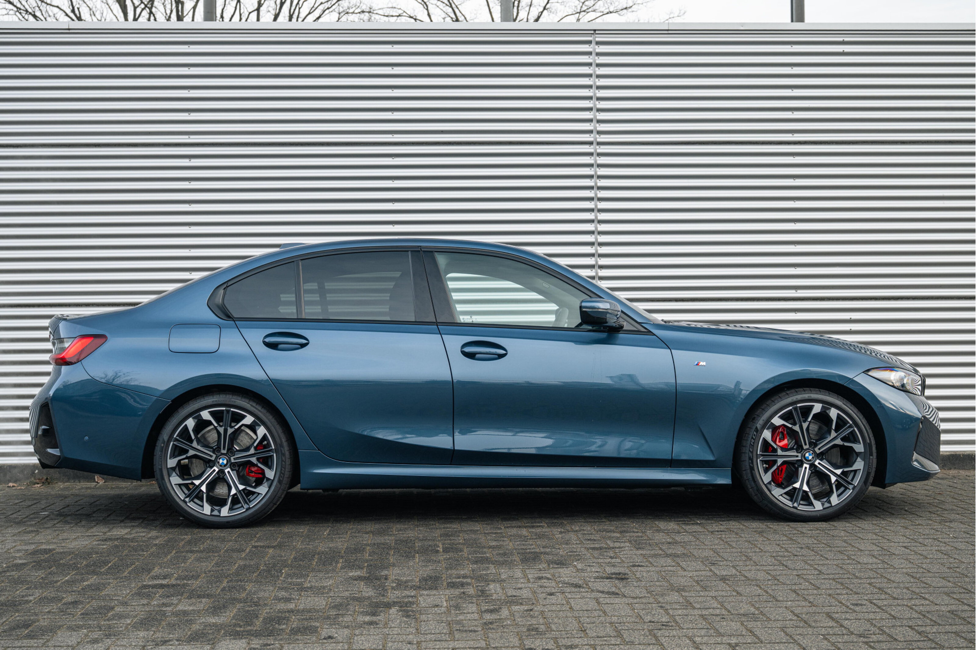 BMW 3 Serie 320i M Sport Automaat
