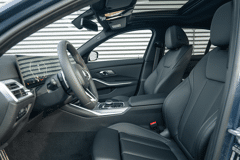 BMW 3 Serie 320i M Sport Automaat - Afbeelding 4