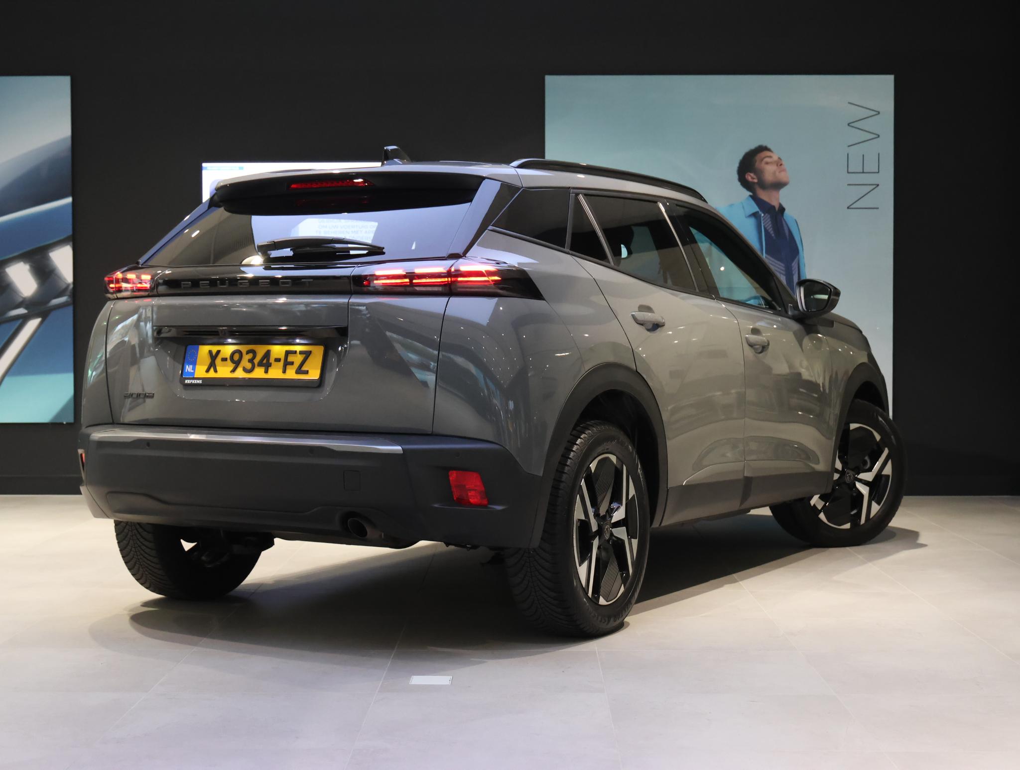 Peugeot 2008 SUV Allure 100 pk - Afbeelding 3