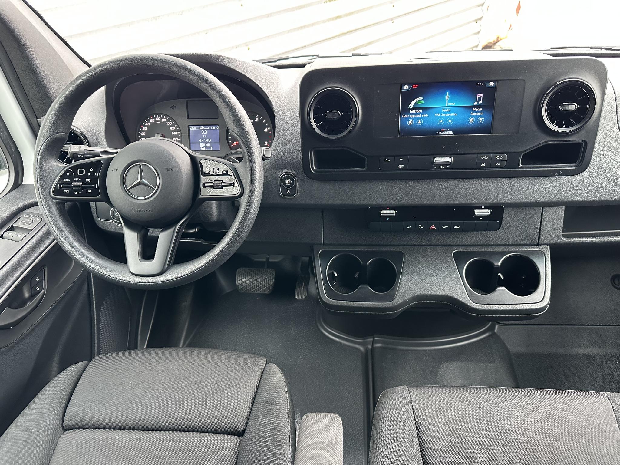 Mercedes-Benz Sprinter 317 CDI  L2H2 Automaat Carplay Navigatie Camera - Afbeelding 3