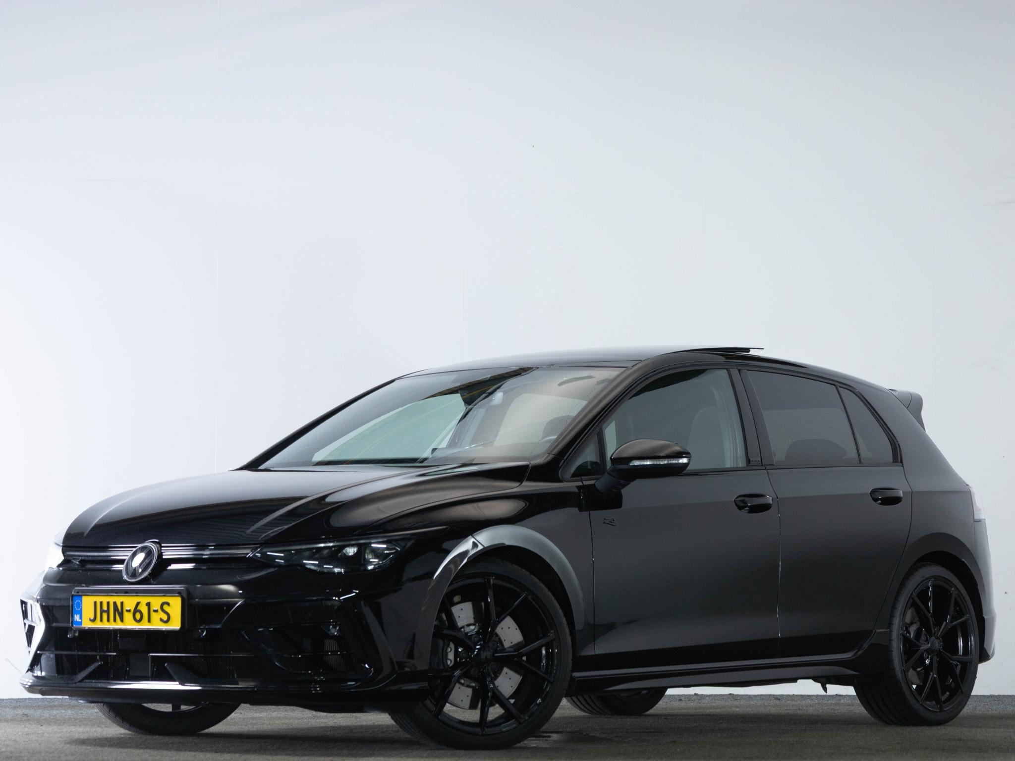 Volkswagen Golf 8.5 R 2.0 TSI 334 PK 4 Motion