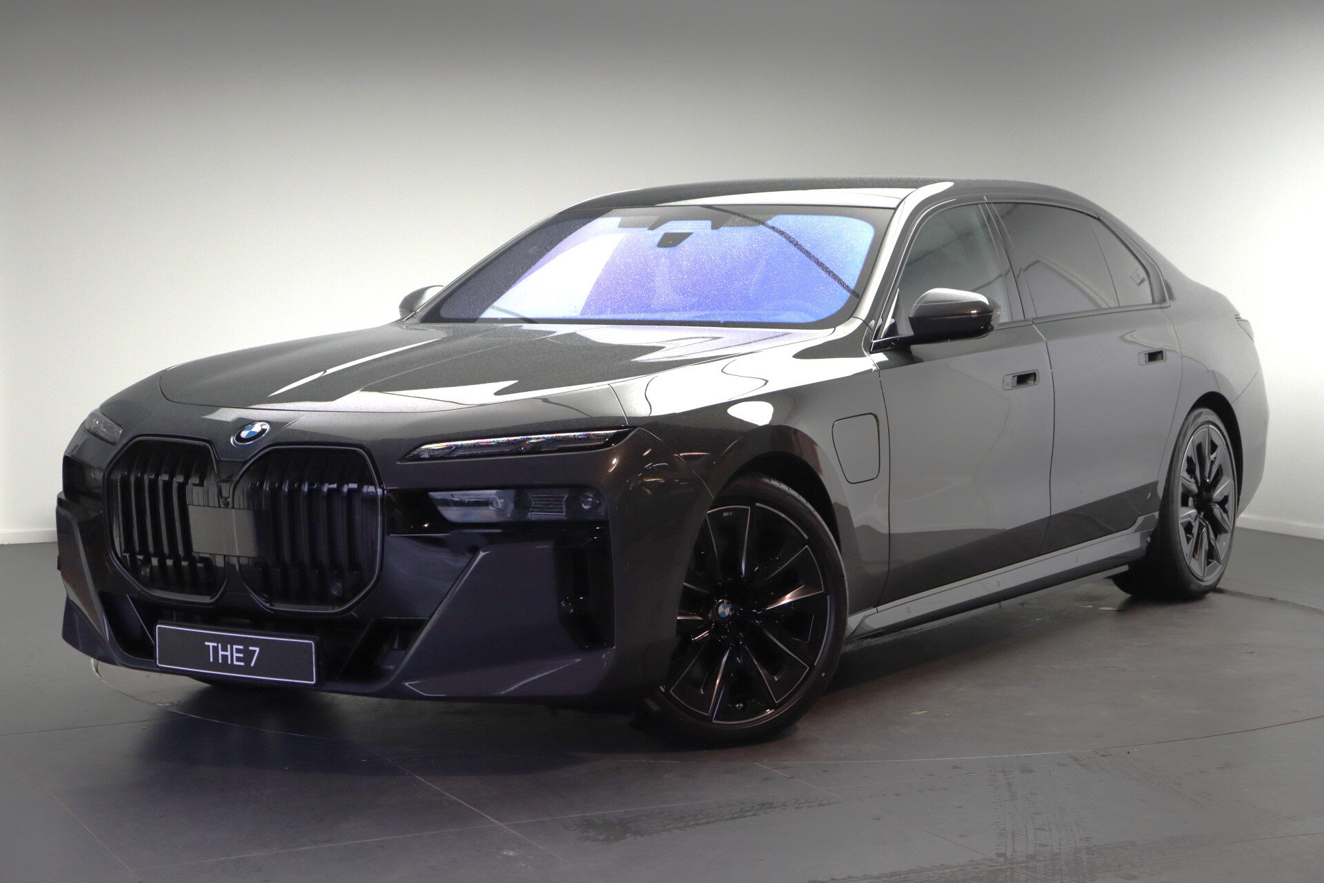 BMW 7 Serie 750e xDrive High Executive M Sport Automaat