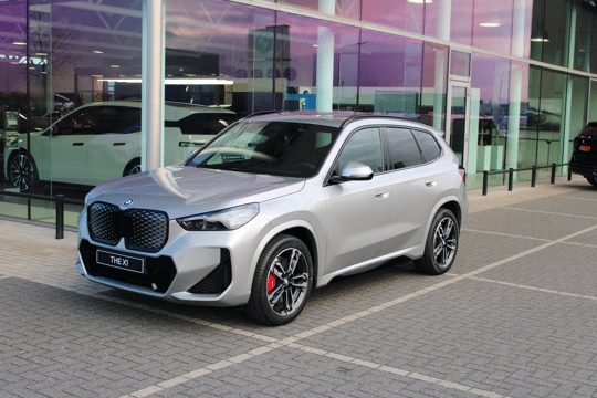 BMW iX1 eDrive20 M Sport