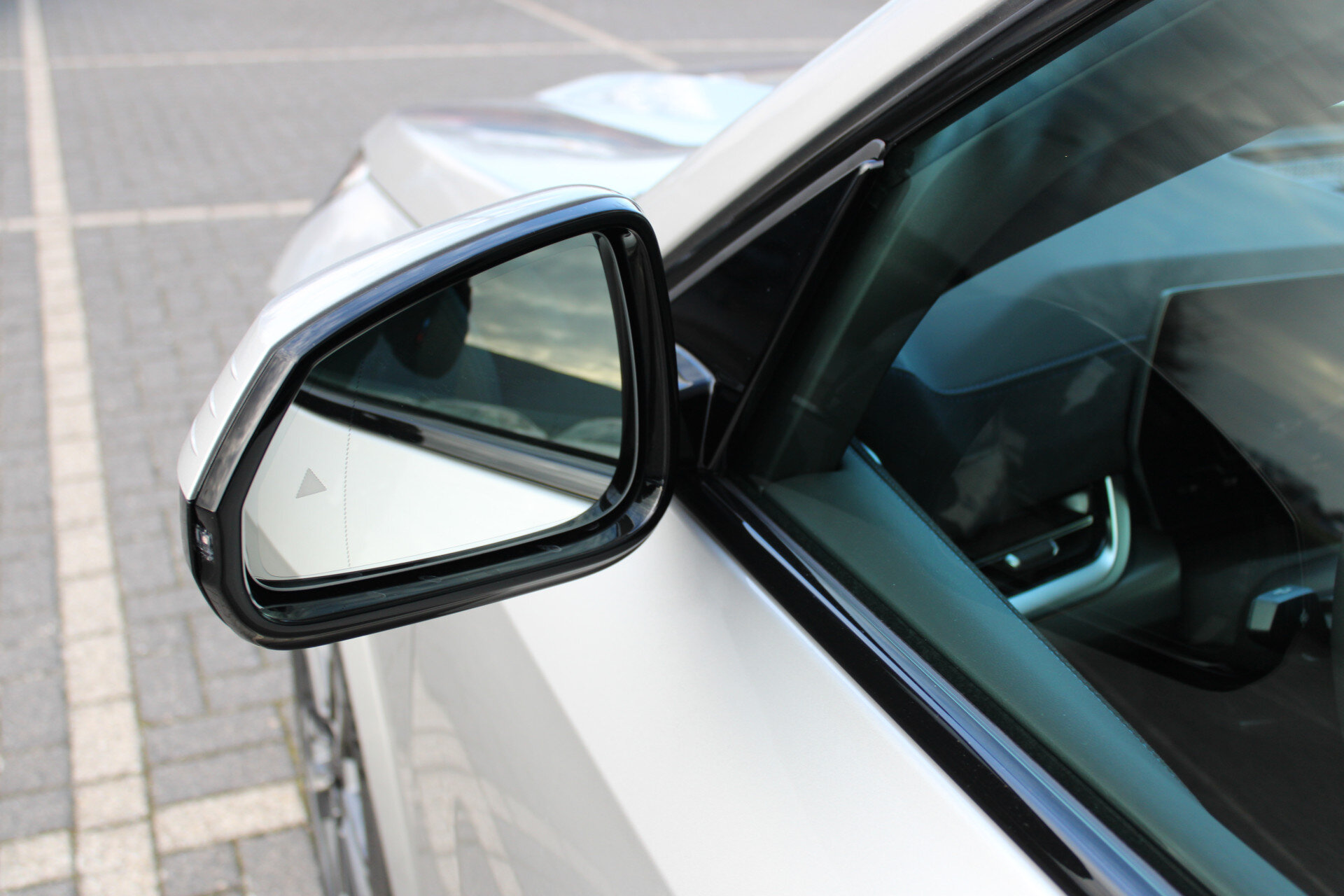 BMW iX1 eDrive20 M Sport - Afbeelding 5