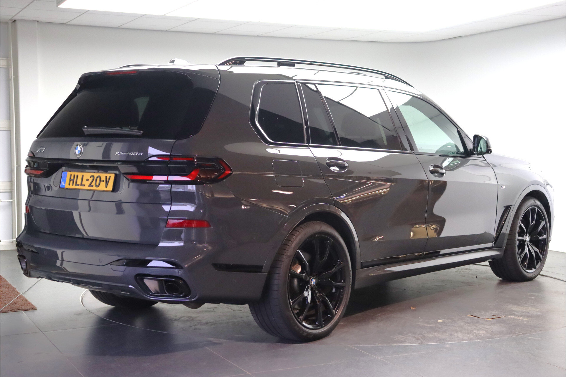 BMW X7 xDrive40d High Executive M Sport Automaat - Afbeelding 3