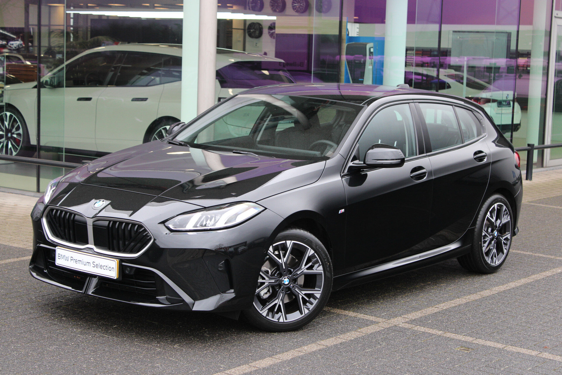 BMW 1 Serie 120 M Sport Automaat - Afbeelding 2