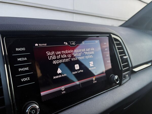 Apple Carplay/Android Auto