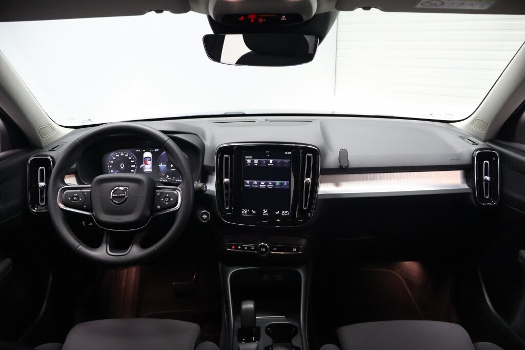 Volvo XC40 1.5 T4 Recharge Inscription | ACC | Navigatie | Camera | LED - Afbeelding 2