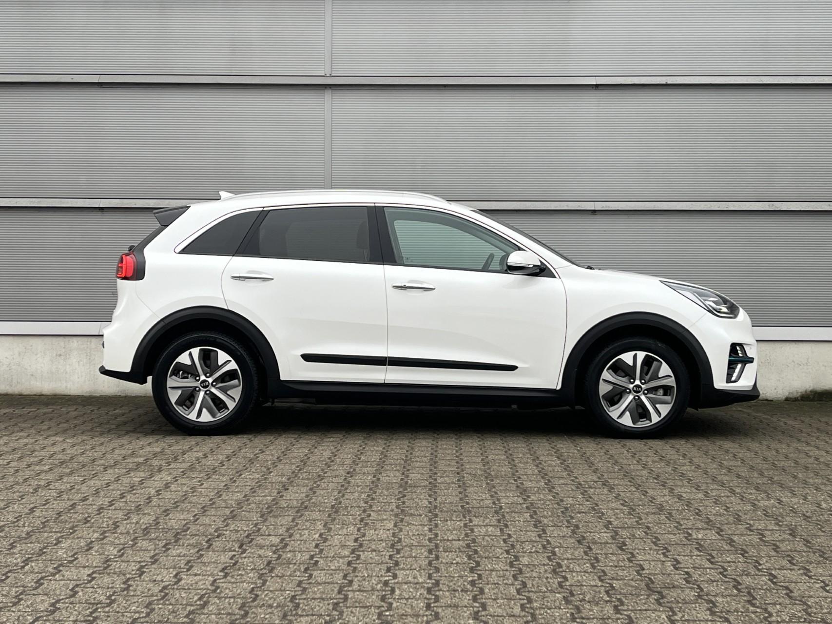 Kia e-Niro ExecutiveLine 64 kWh 204pk - Afbeelding 3