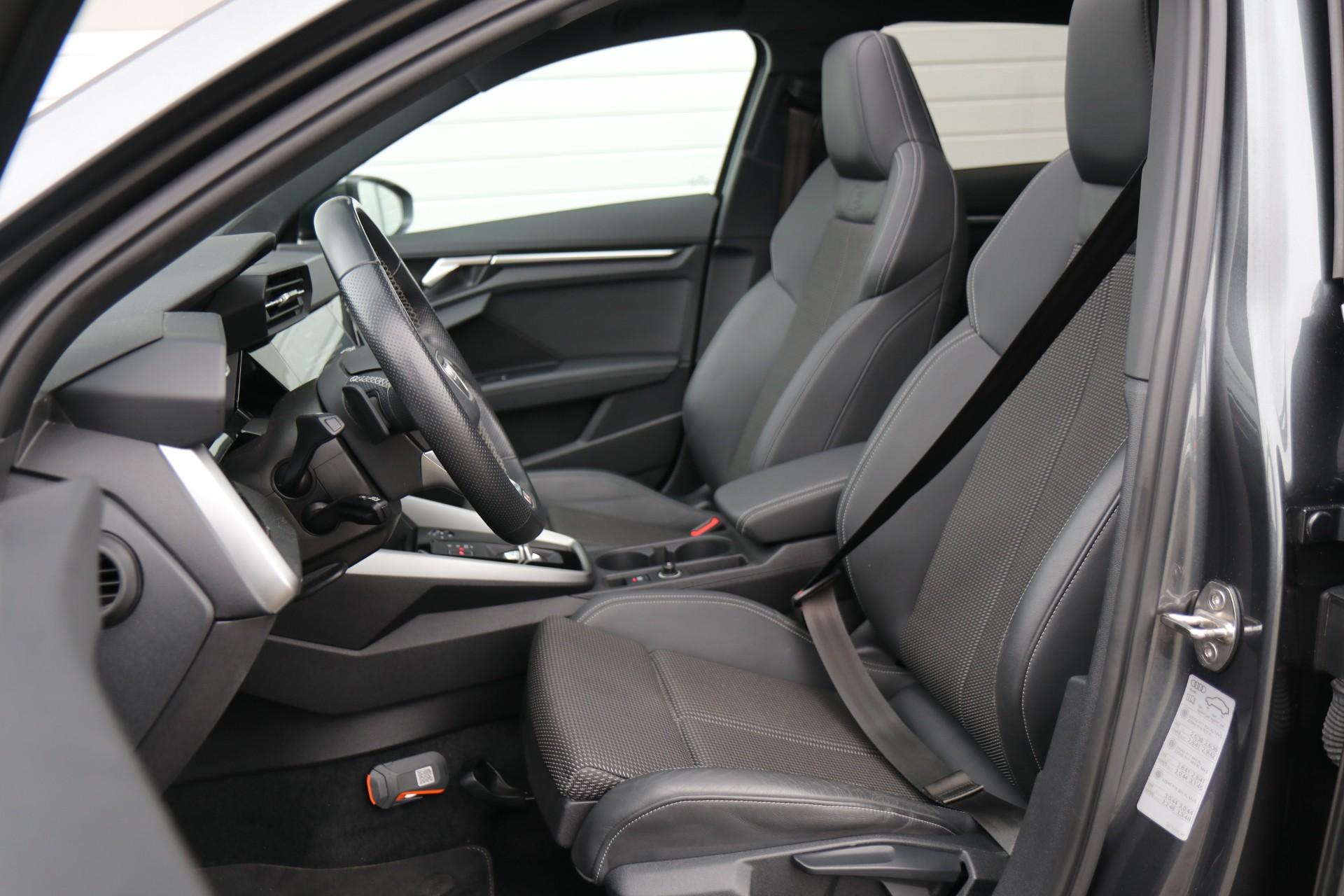 Audi A3 Sportback 45 TFSIe 245pk S Edition Competition - Afbeelding 4