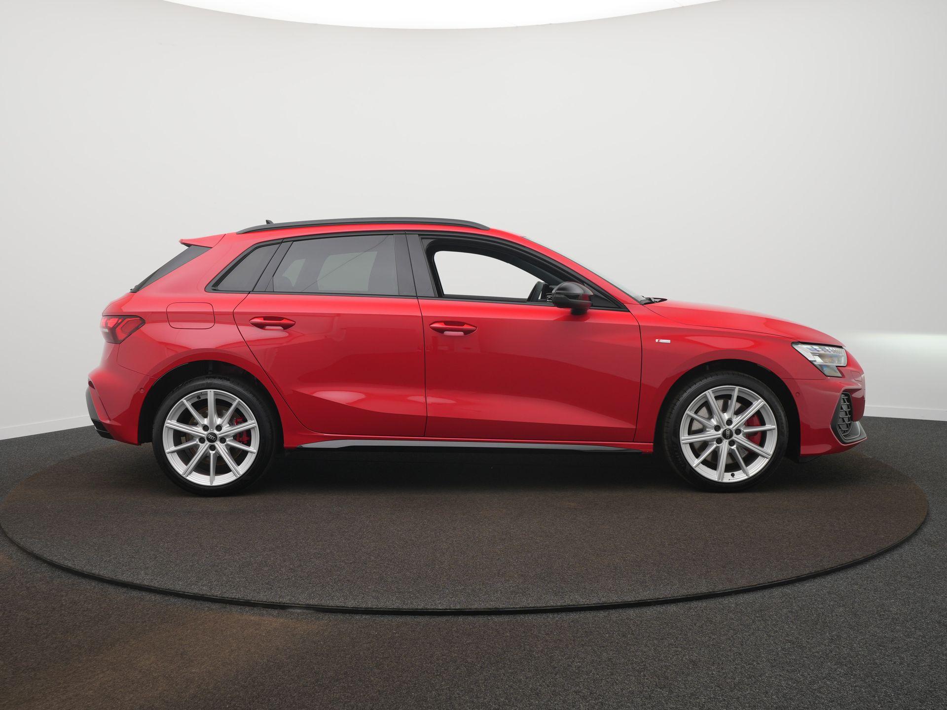 Audi A3 Sportback 45 TFSI e S edition Competition - Afbeelding 4