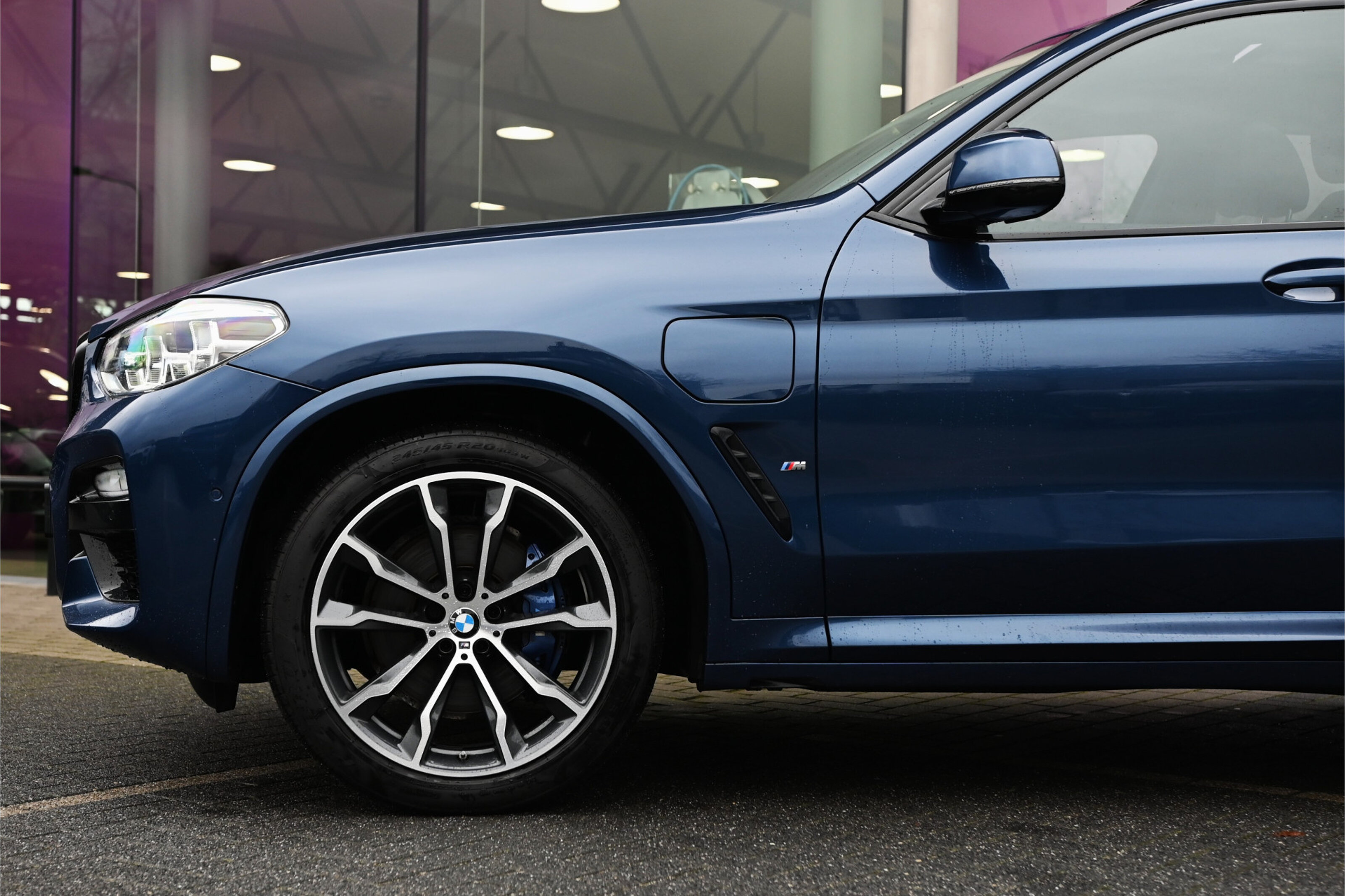 BMW X3 7
