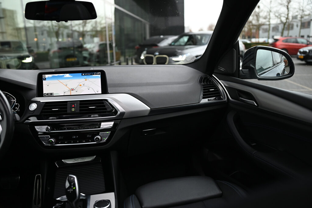 BMW X3 28