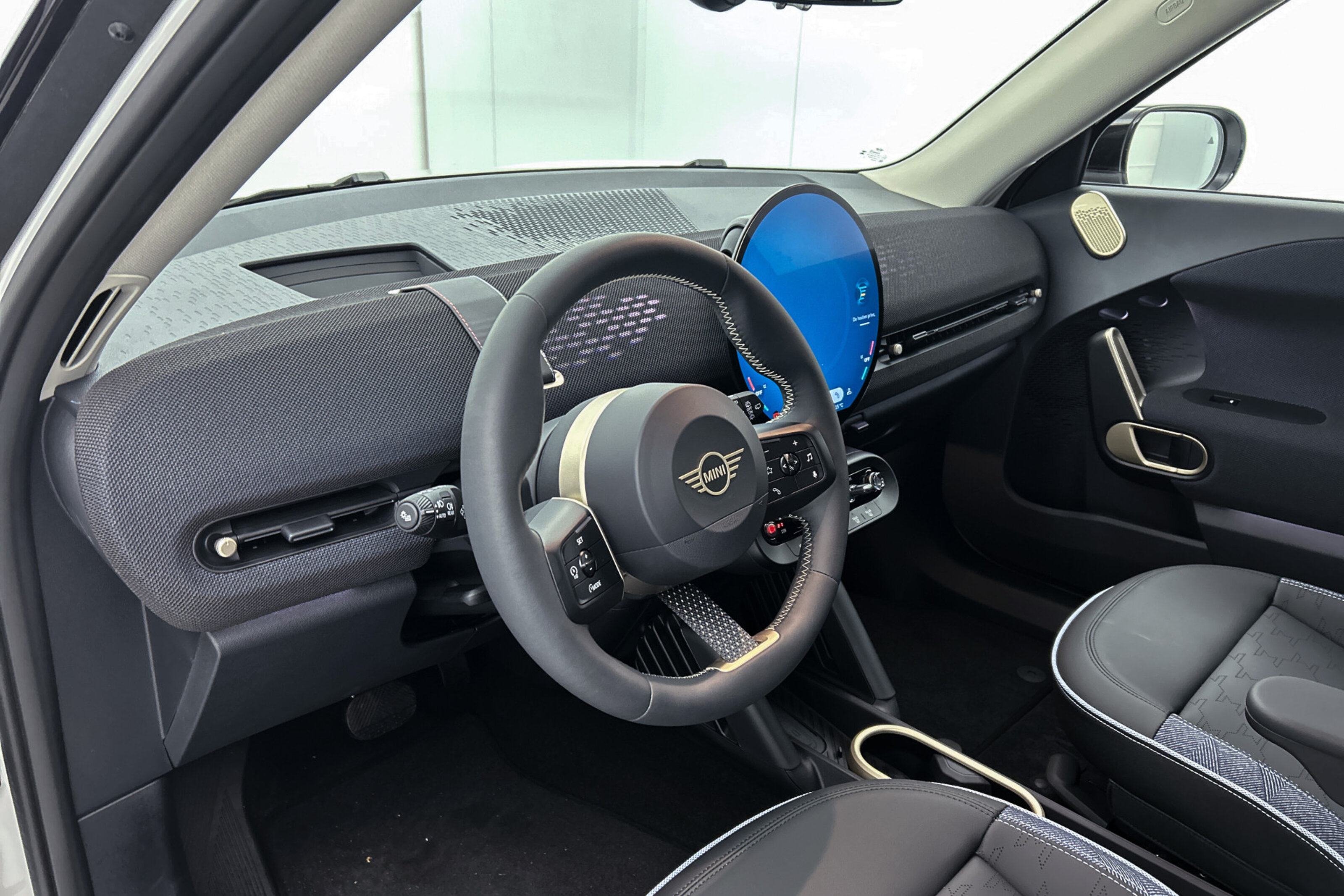 MINI Aceman E