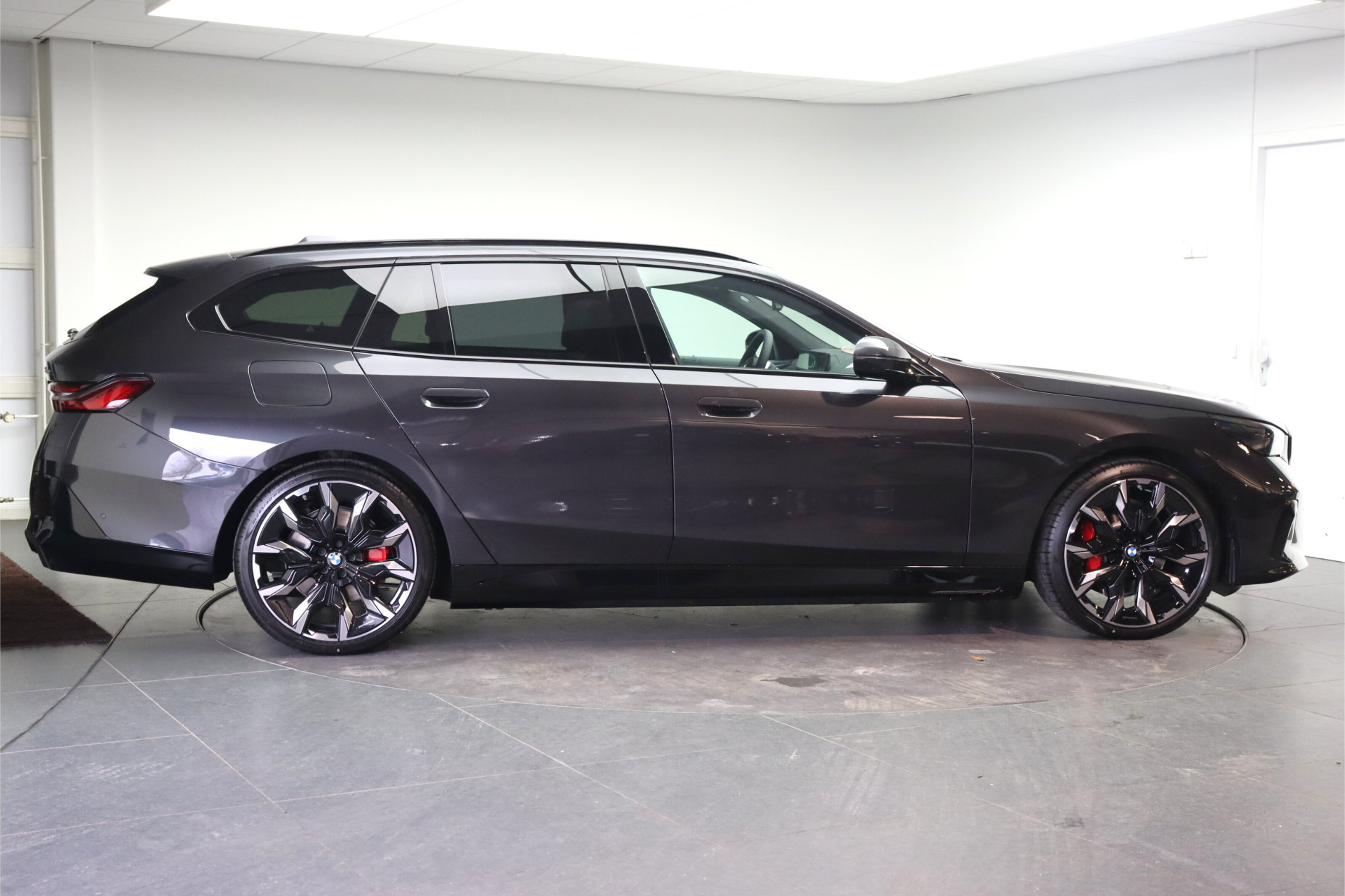 BMW 5 Serie Touring 530e M Sport Automaat
