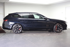 BMW 5 Serie Touring 550e xDrive M Sport Automaat - Afbeelding 5