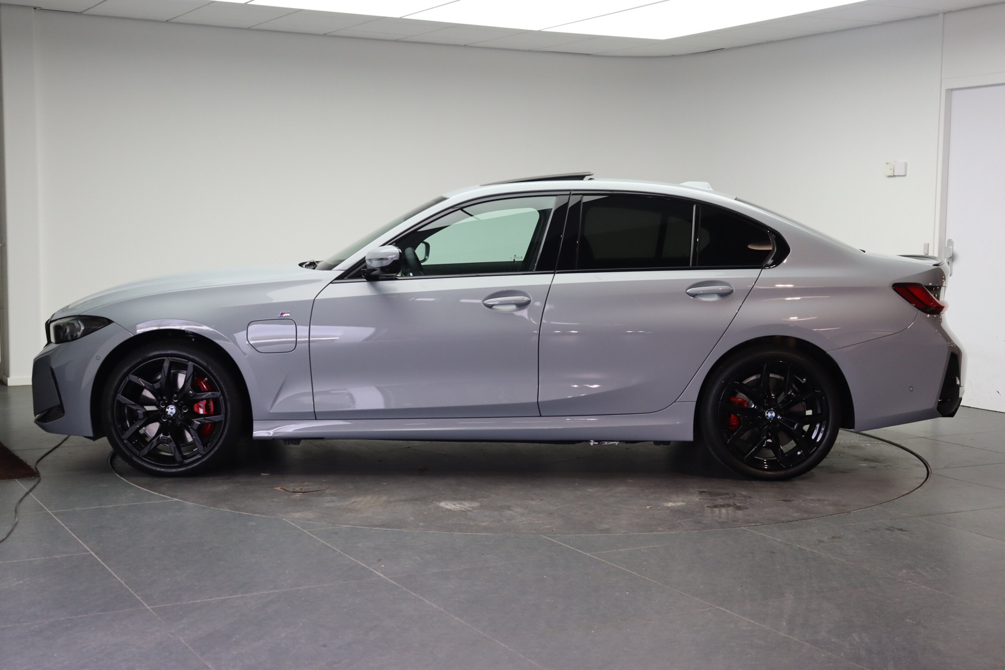 BMW 3 Serie 330e M Sport Automaat