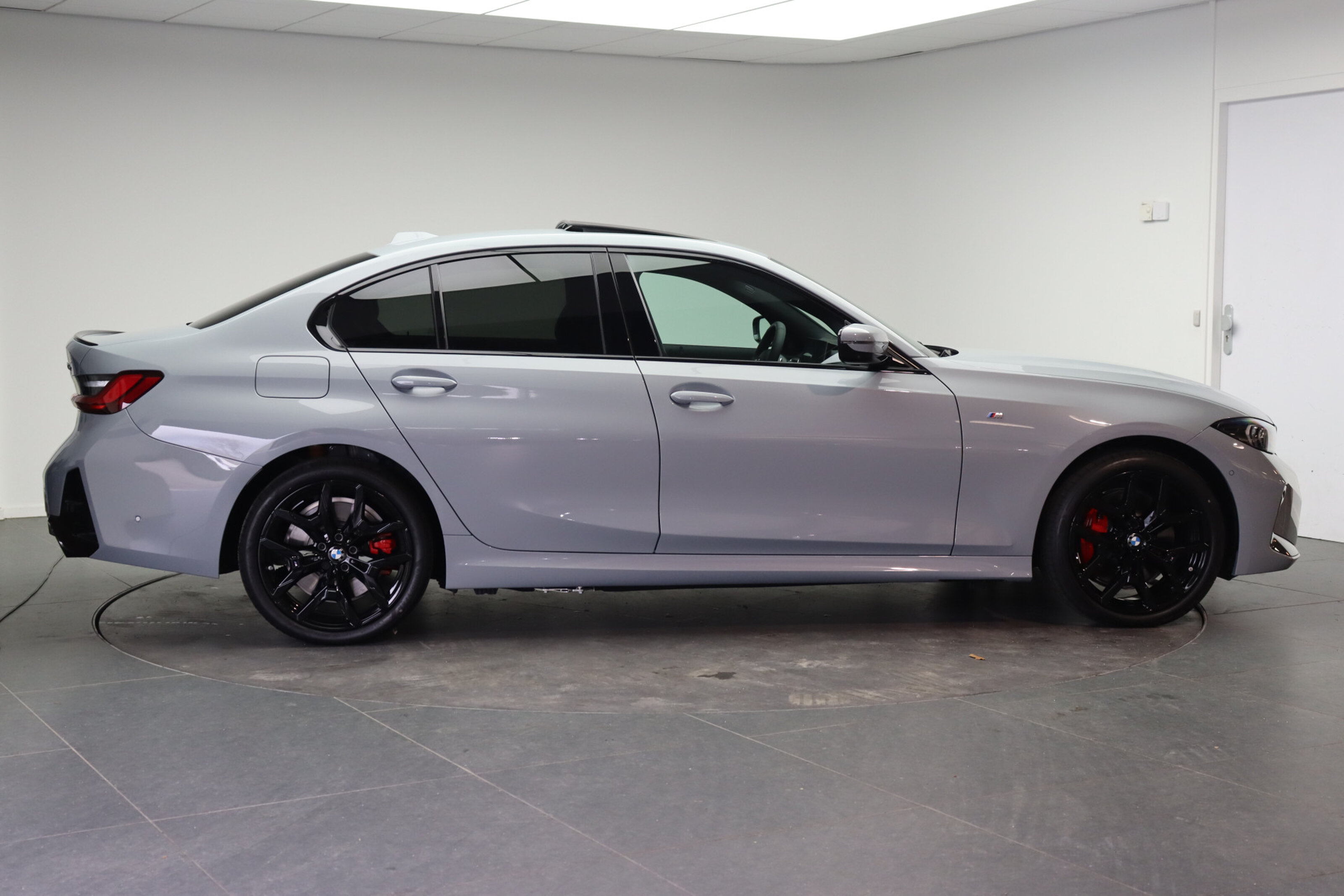 BMW 3 Serie 330e M Sport Automaat