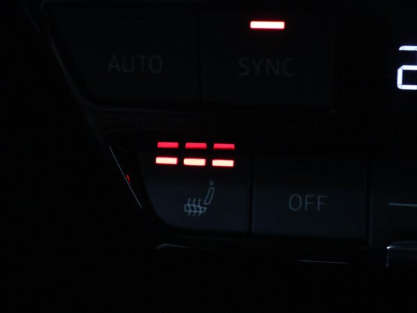 Stoelverwarming vóór