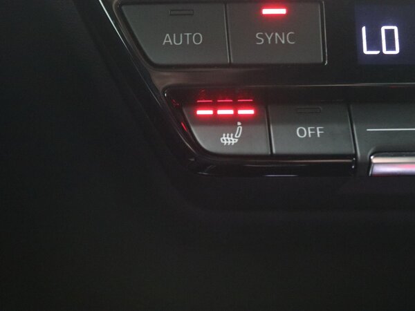 Stoelverwarming vóór