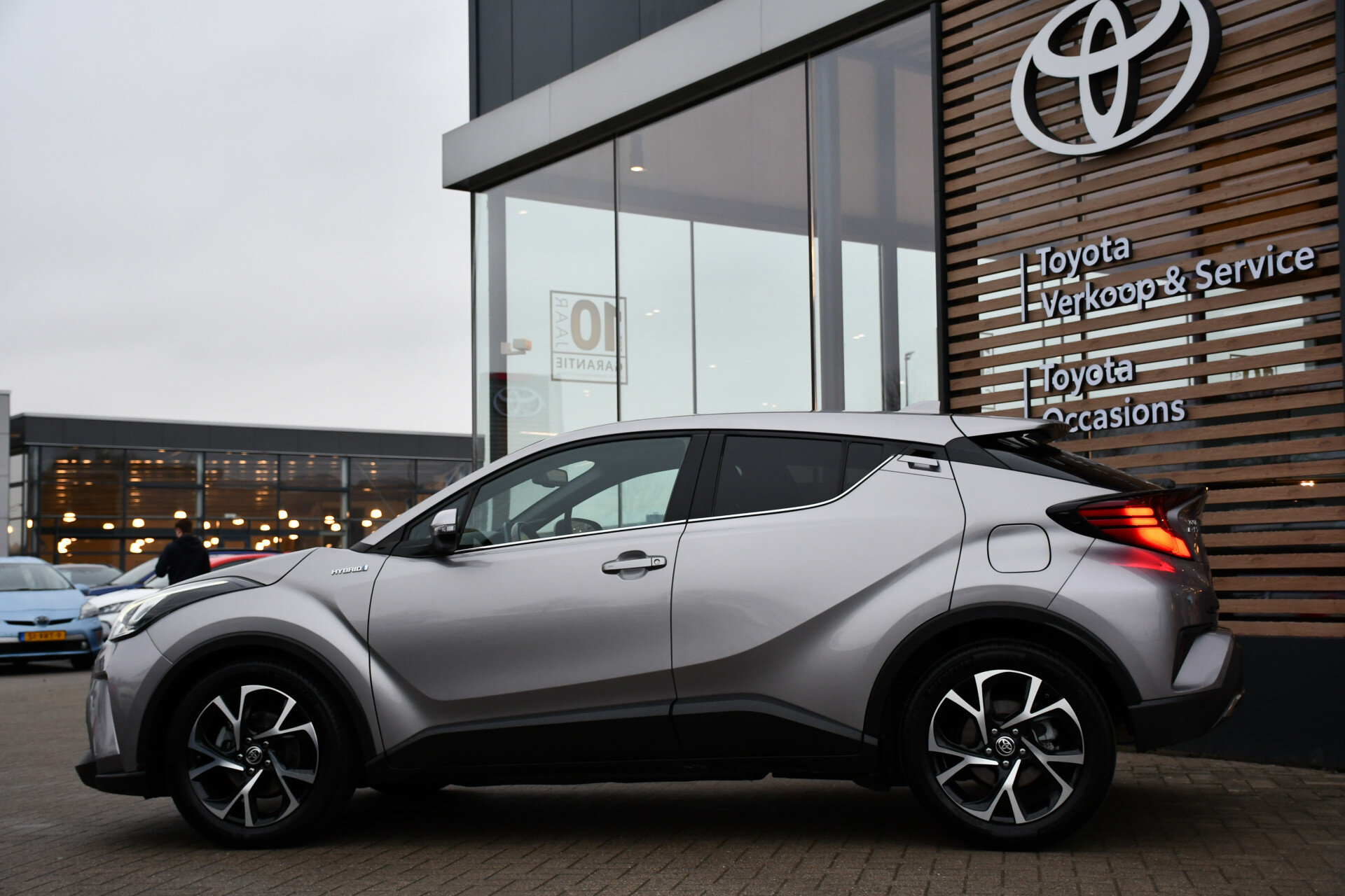 Toyota C-HR 2.0 Hybrid First Edition Automaat 184pk - Afbeelding 5
