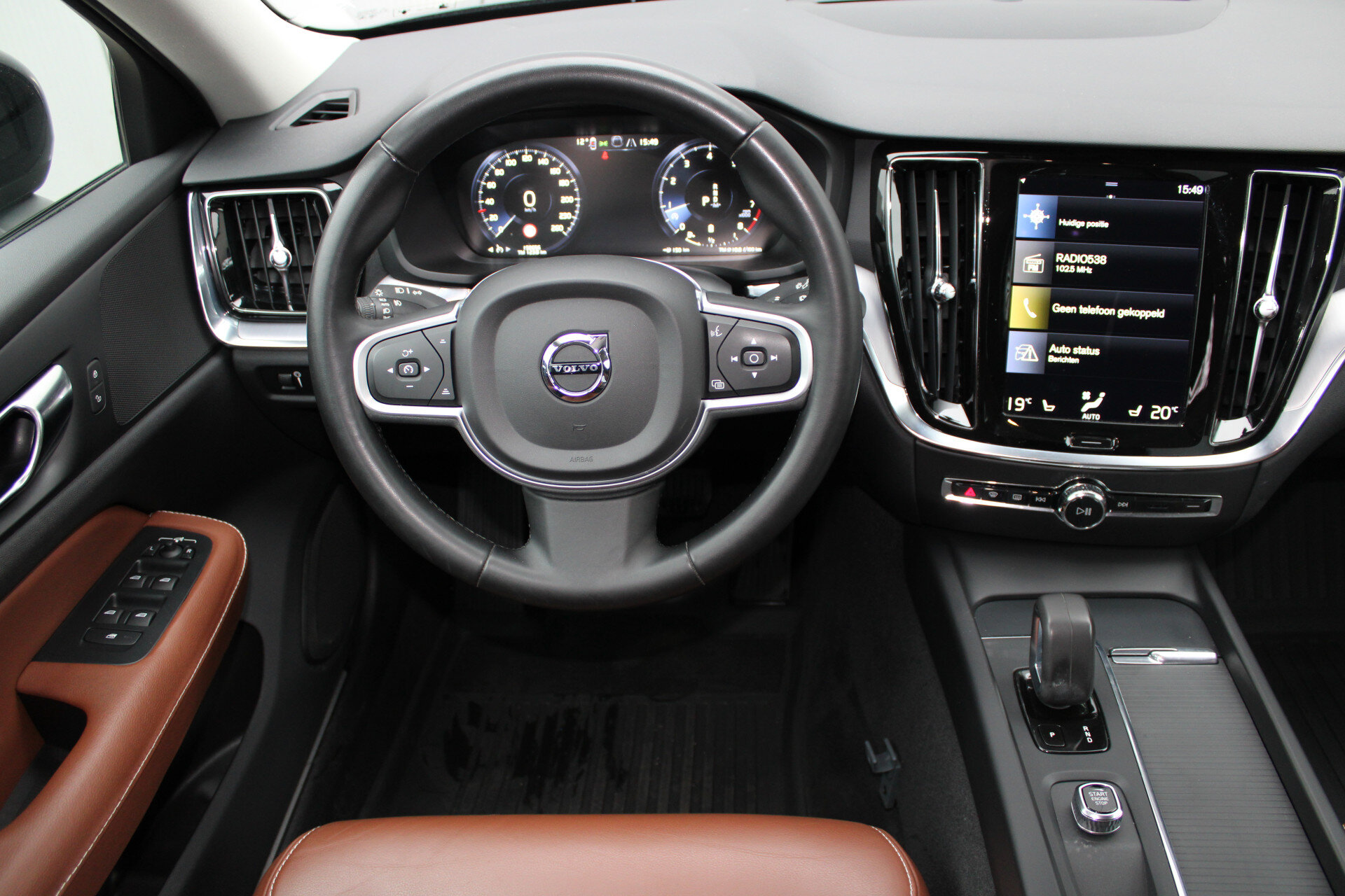 Volvo V60 B3 Momentum Advantage - Afbeelding 2