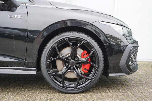 lichtmetalen velgen 18" lichtmetalen velgen 18"