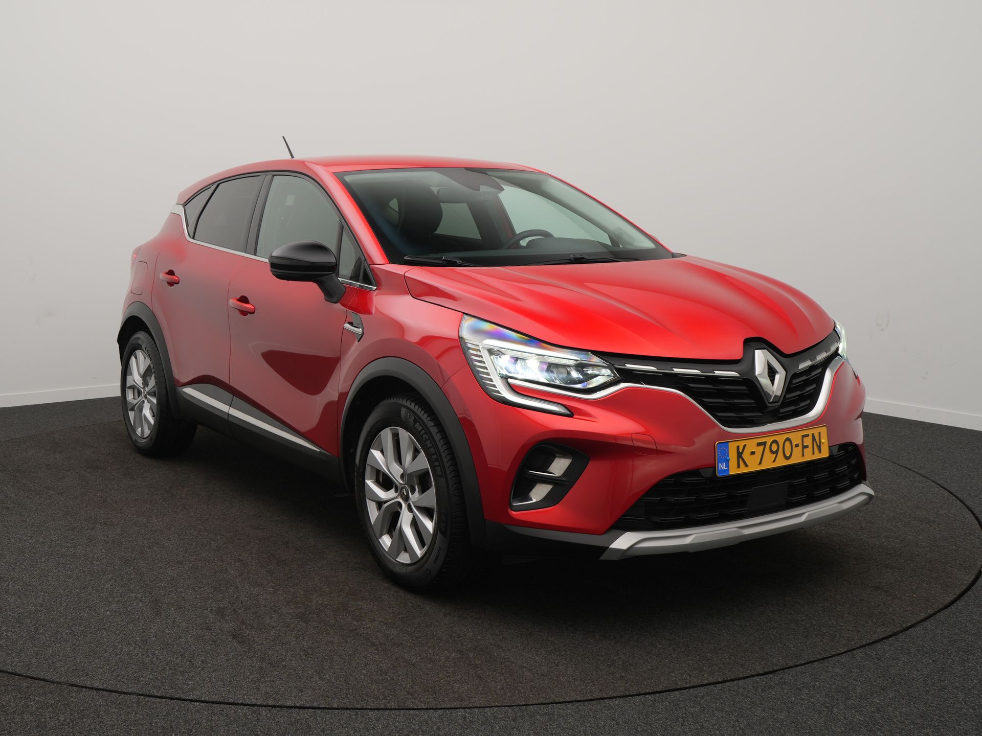 Renault Captur TCe 100 Intens - Occasion Lease vanaf €539 p/m - Afbeelding 3