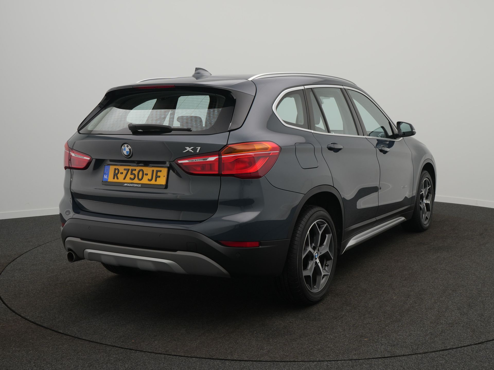 BMW X1 sDrive18i High Executive - Afbeelding 5