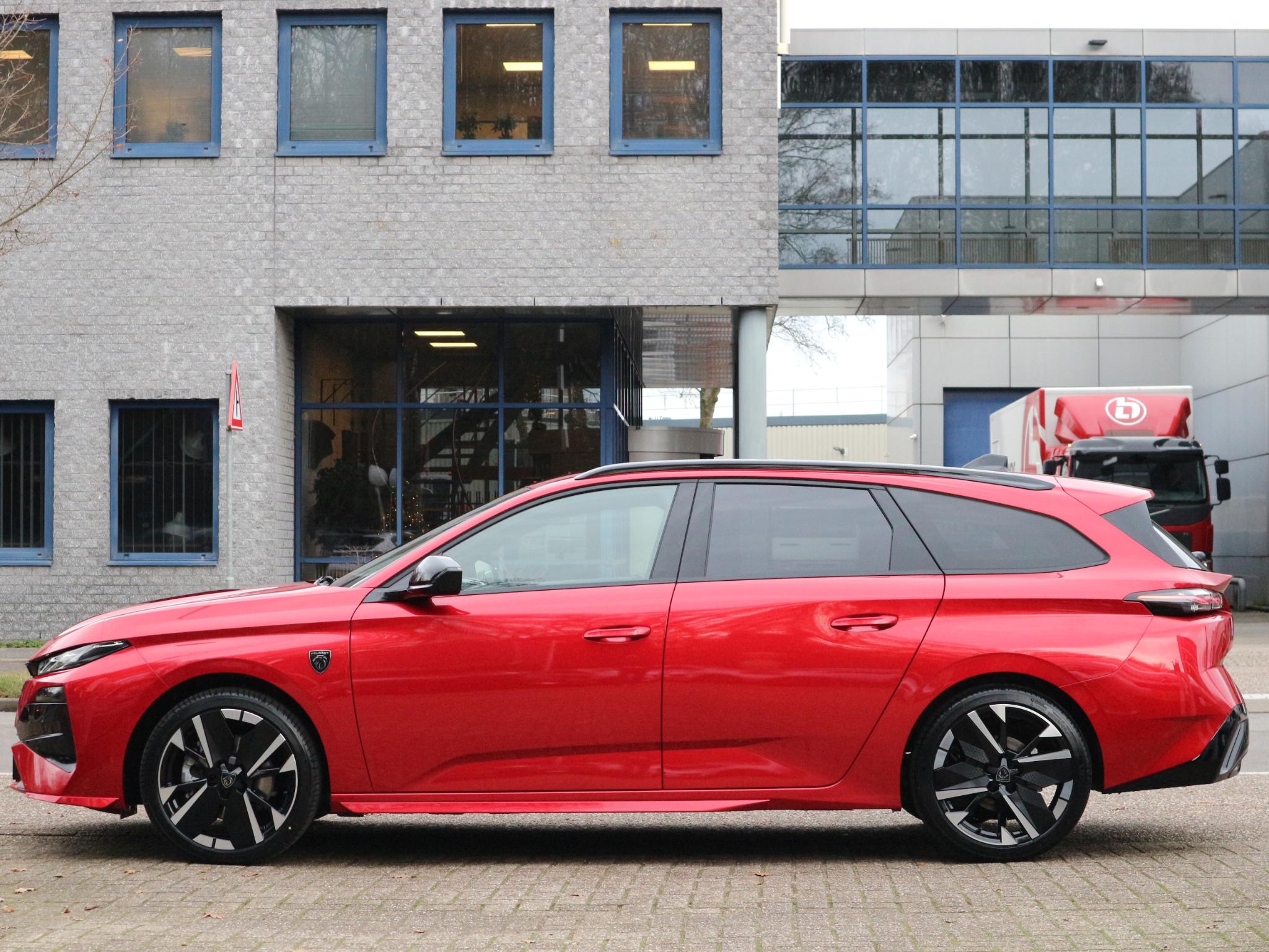 Peugeot 308 SW 1.2 Hybrid 145 e-DCS6 GT - Afbeelding 2