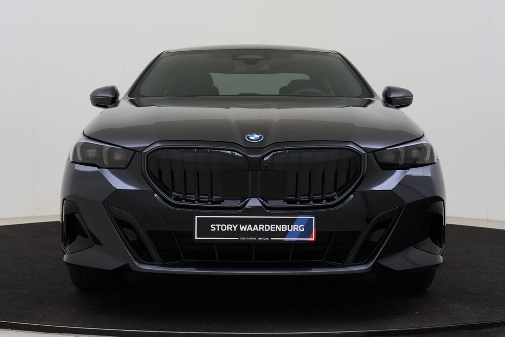 BMW 5 Serie 4