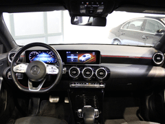 Mercedes-Benz A-Klasse Hatchback 180 Business Solution AMG - Afbeelding 3