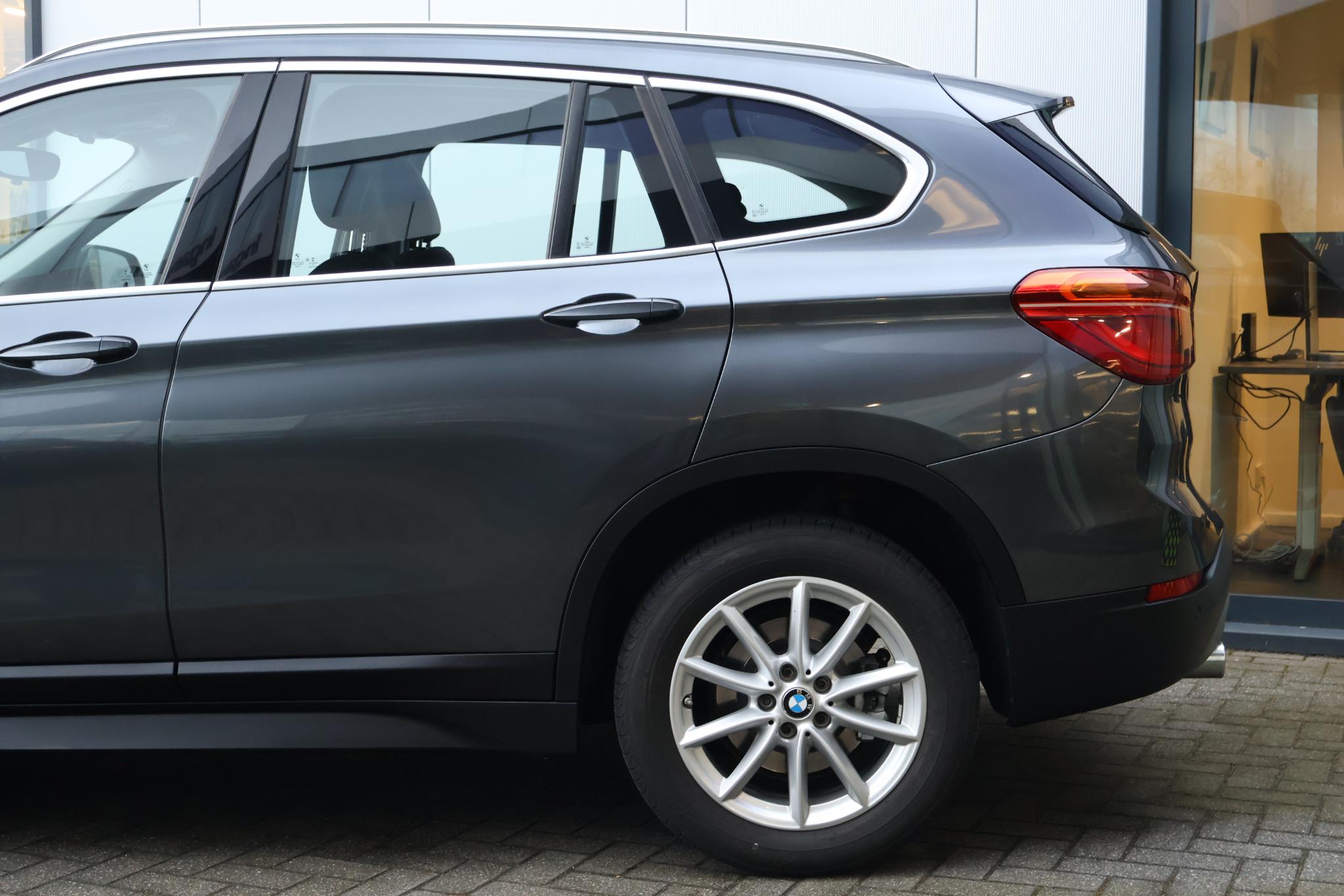 BMW X1 sDrive20i Executive Edition - Afbeelding 5