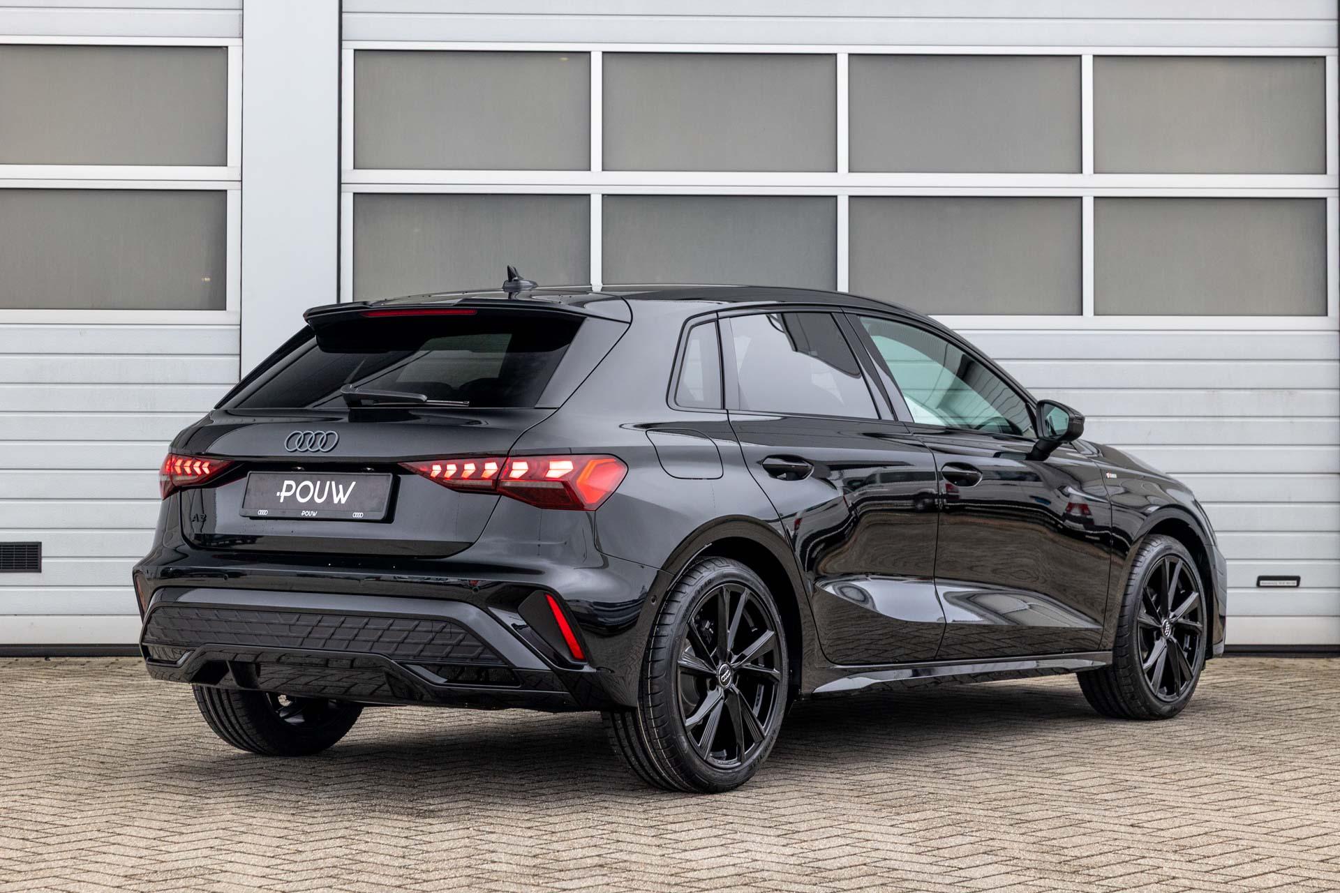 Audi A3 Sportback 30 TFSI 116pk S-tronic S Edition - Afbeelding 2