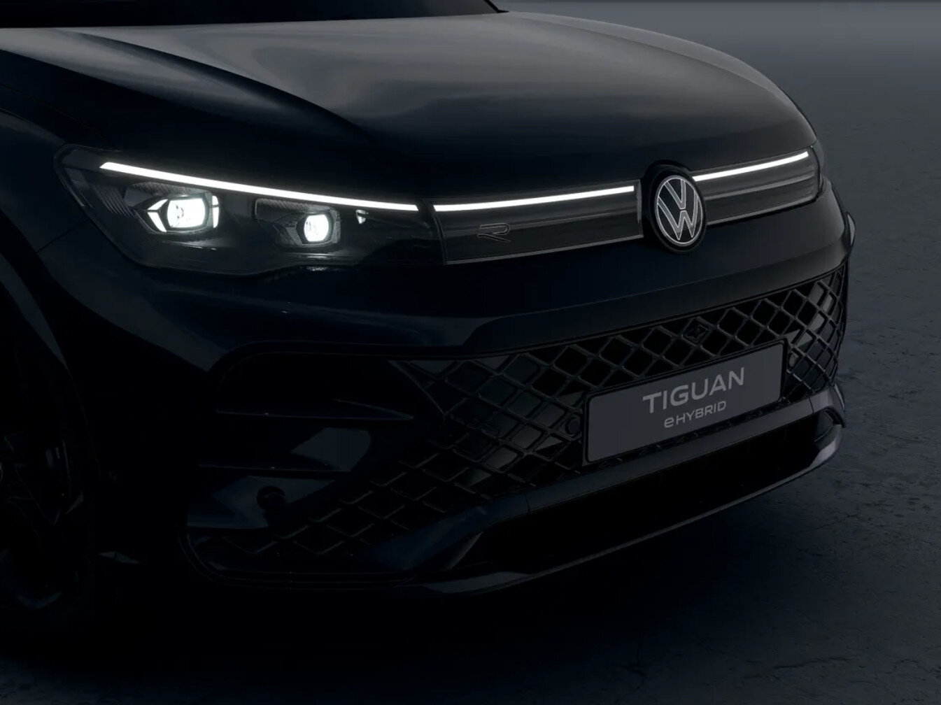 Volkswagen Tiguan R-Line Edition 1.5 eHybrid 200 kW / 272 PK SUV 6 v - Afbeelding 4