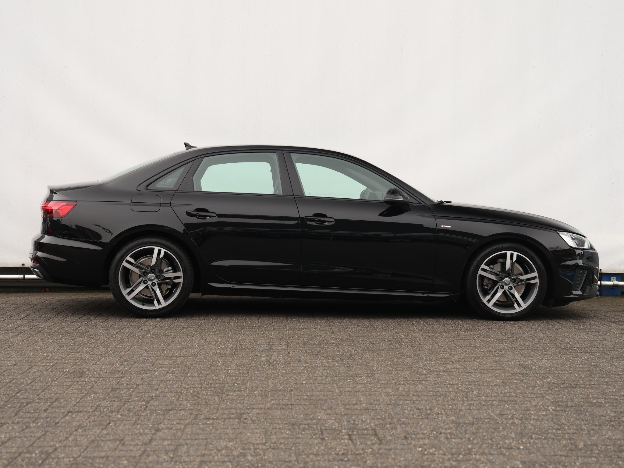 Audi A4 Limousine 35 TFSI Launch edition Sport - Afbeelding 2