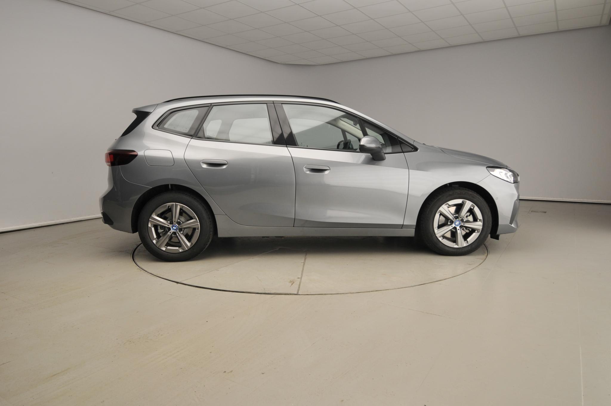 BMW 2 Serie Active Tourer 225e xDrive - Afbeelding 4