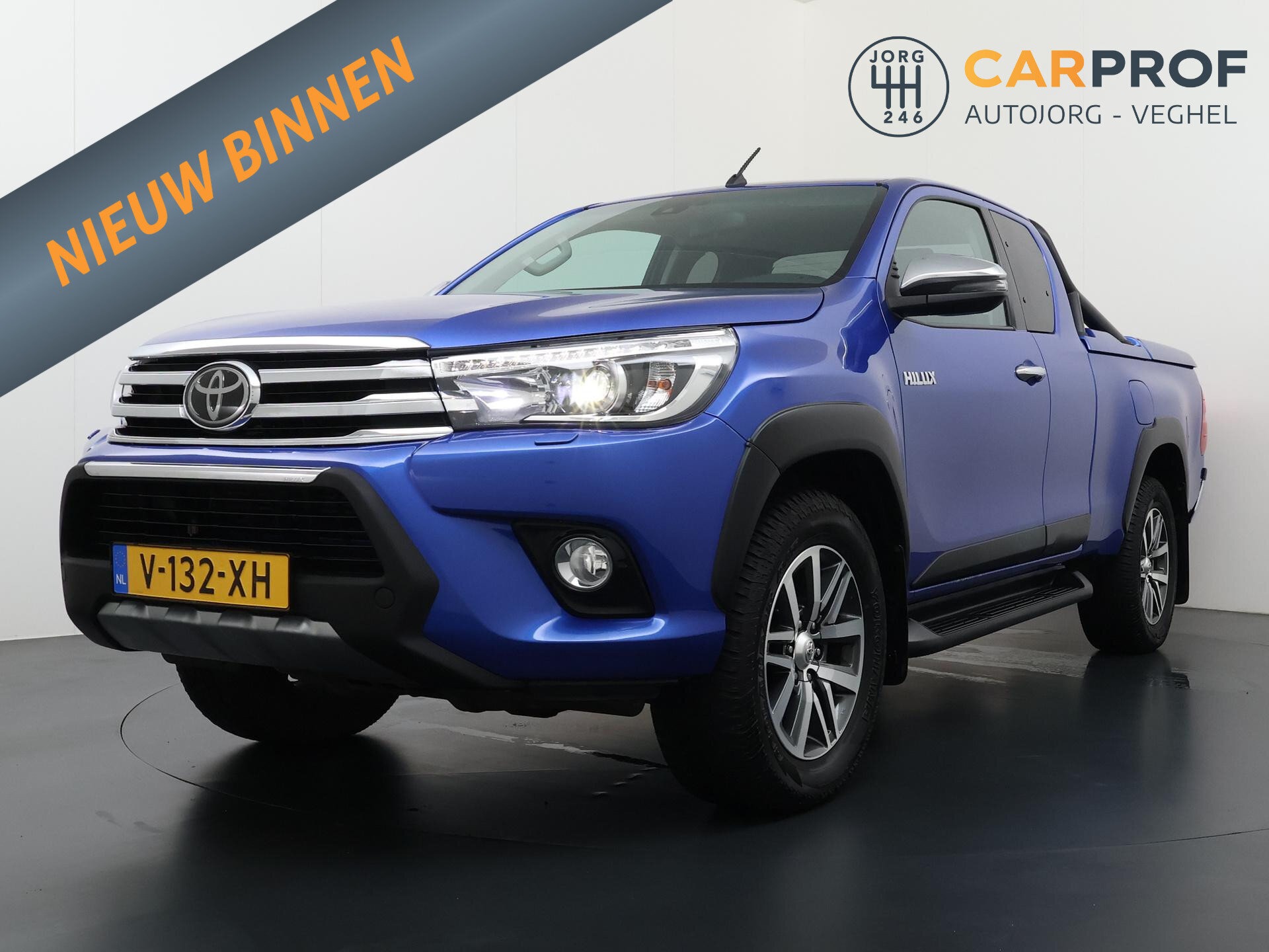 Toyota HiLux 2.4 D-4D-F 4WD 4x4 Xtra Cab Challenger
