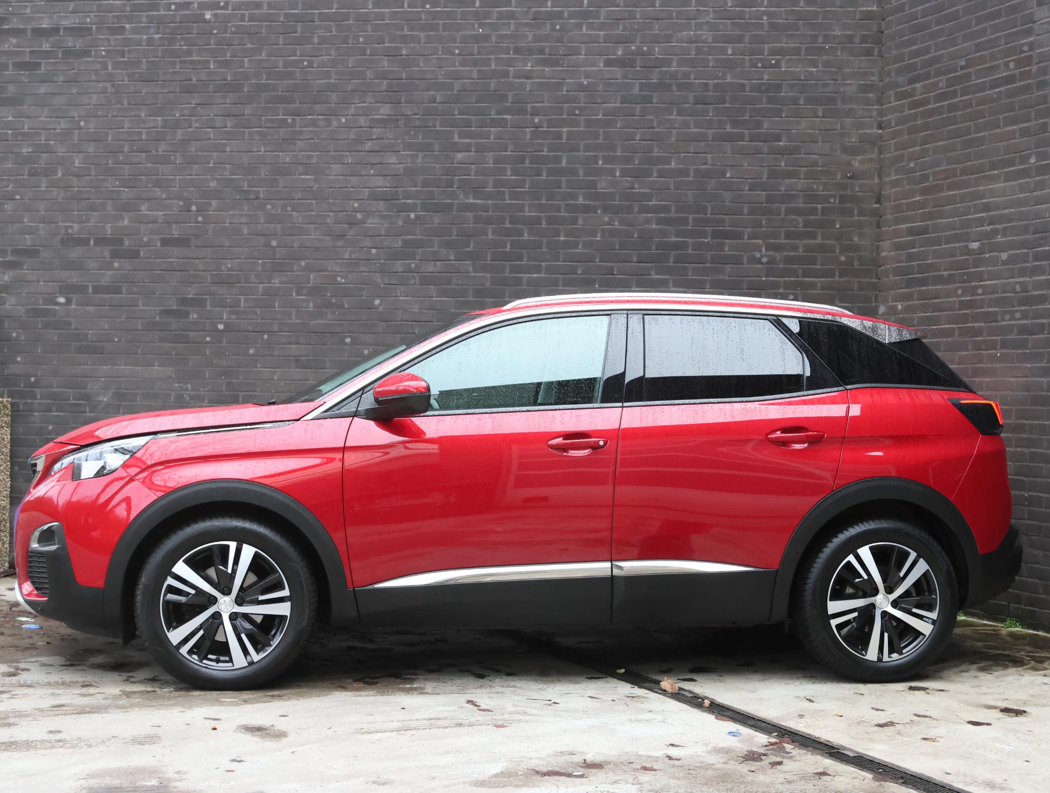 Peugeot 3008 SUV Allure 130pk - Afbeelding 2