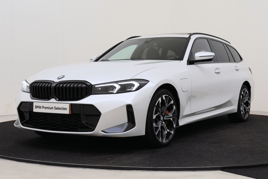 BMW 3 Serie Touring 330e M Sport Automaat